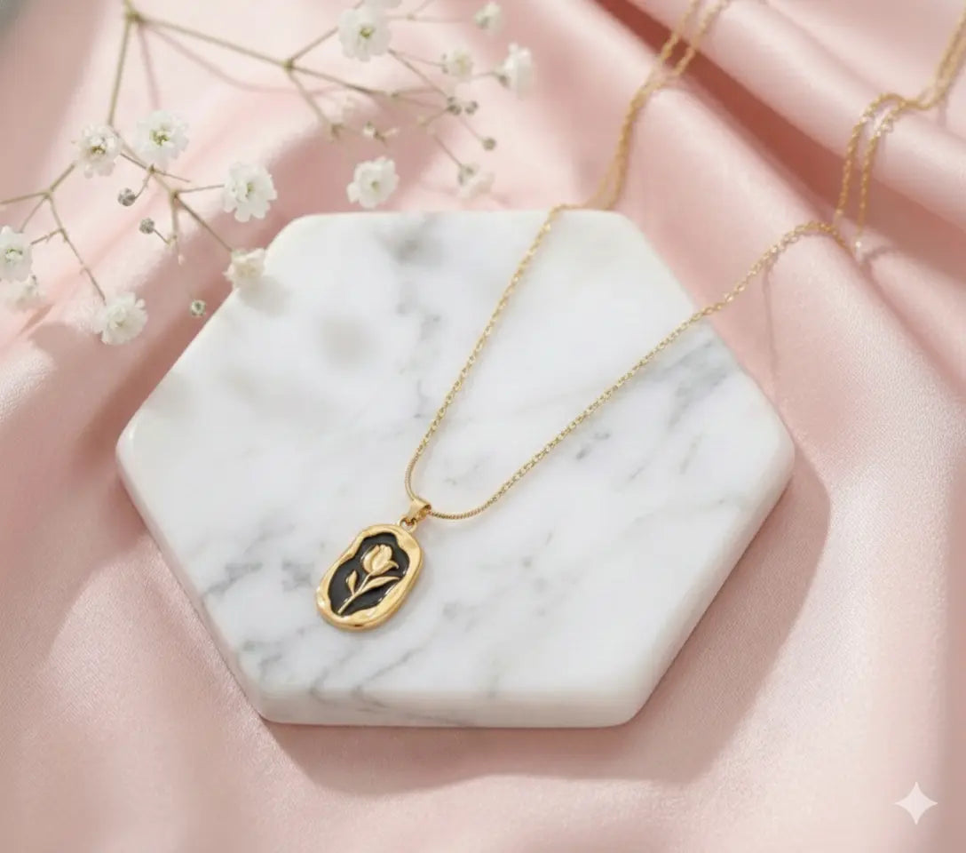 Rose Gold Necklace Bareeq