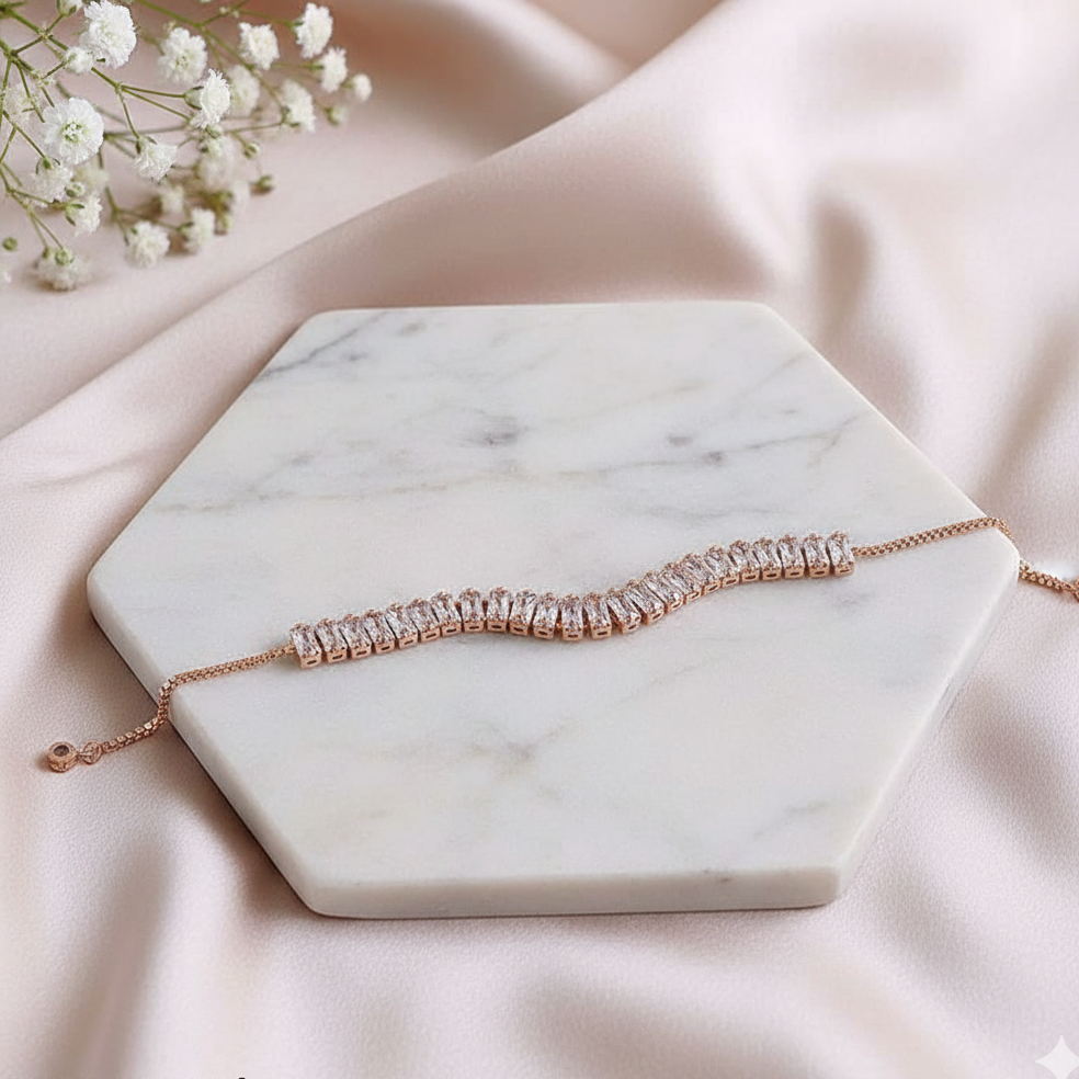 The Fine Line Bracelet Bareeq